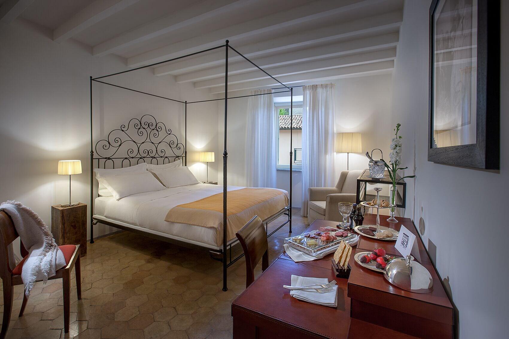 Relais&Chateaux Palazzo Seneca Hotel Norcia Bagian luar foto