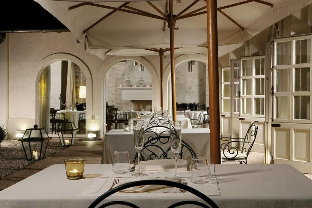 Relais&Chateaux Palazzo Seneca Hotel Norcia Bagian luar foto